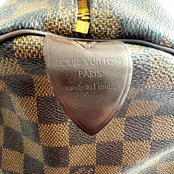 Authentic Louis Vuitton Speedy 30 - Picture 6 of 11